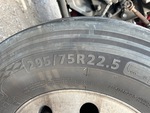 4 Underbody - Truck with 