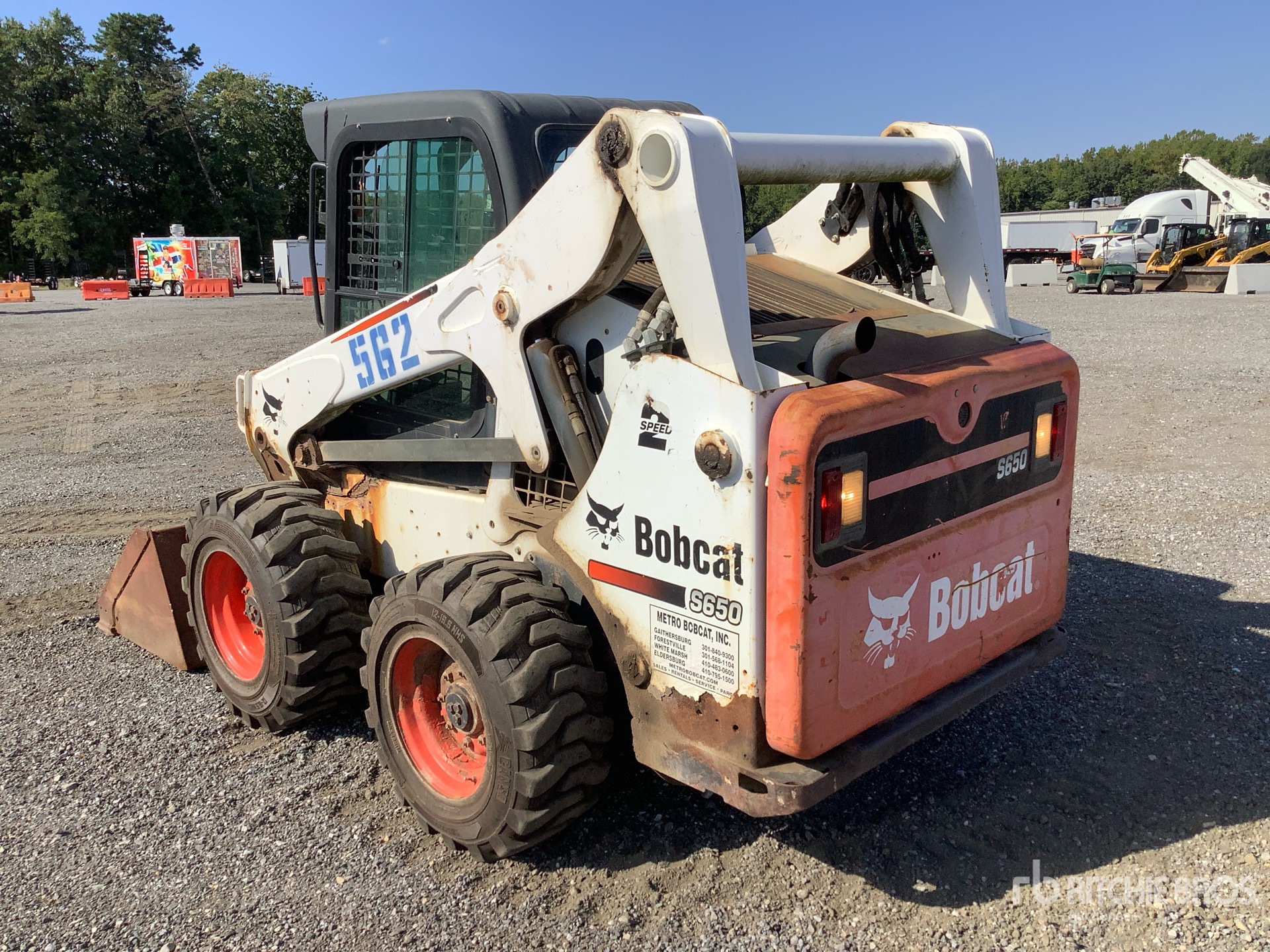 General Appearance with Picture, Left Rear Corner