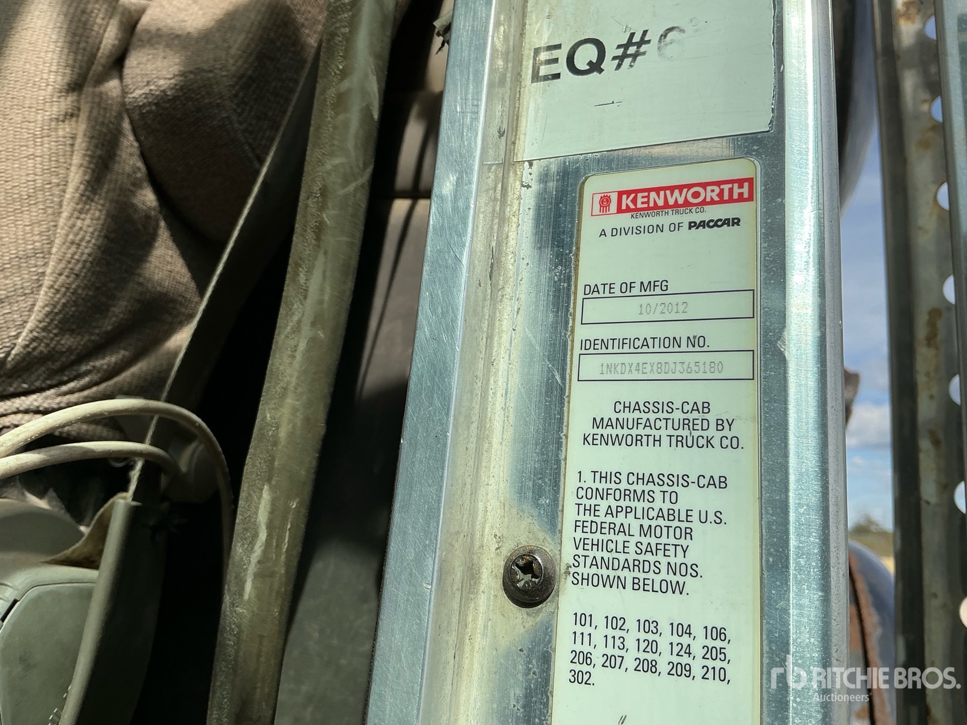 General Appearance with Numéro de série/Numéro d'identification du véhicule automobile