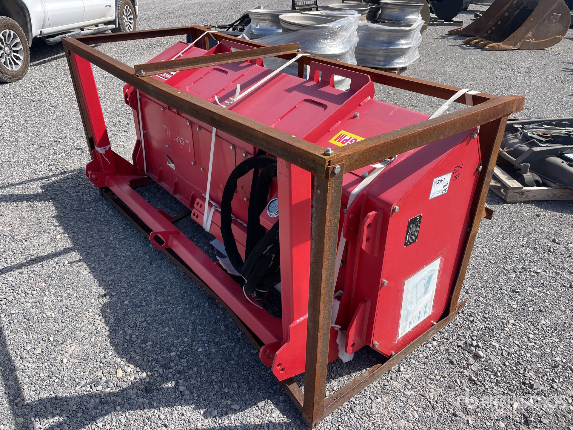 General Appearance with Picture, Right Rear Corner