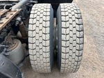 4 Underbody - Truck with 