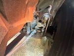 4 Underbody - Truck with 