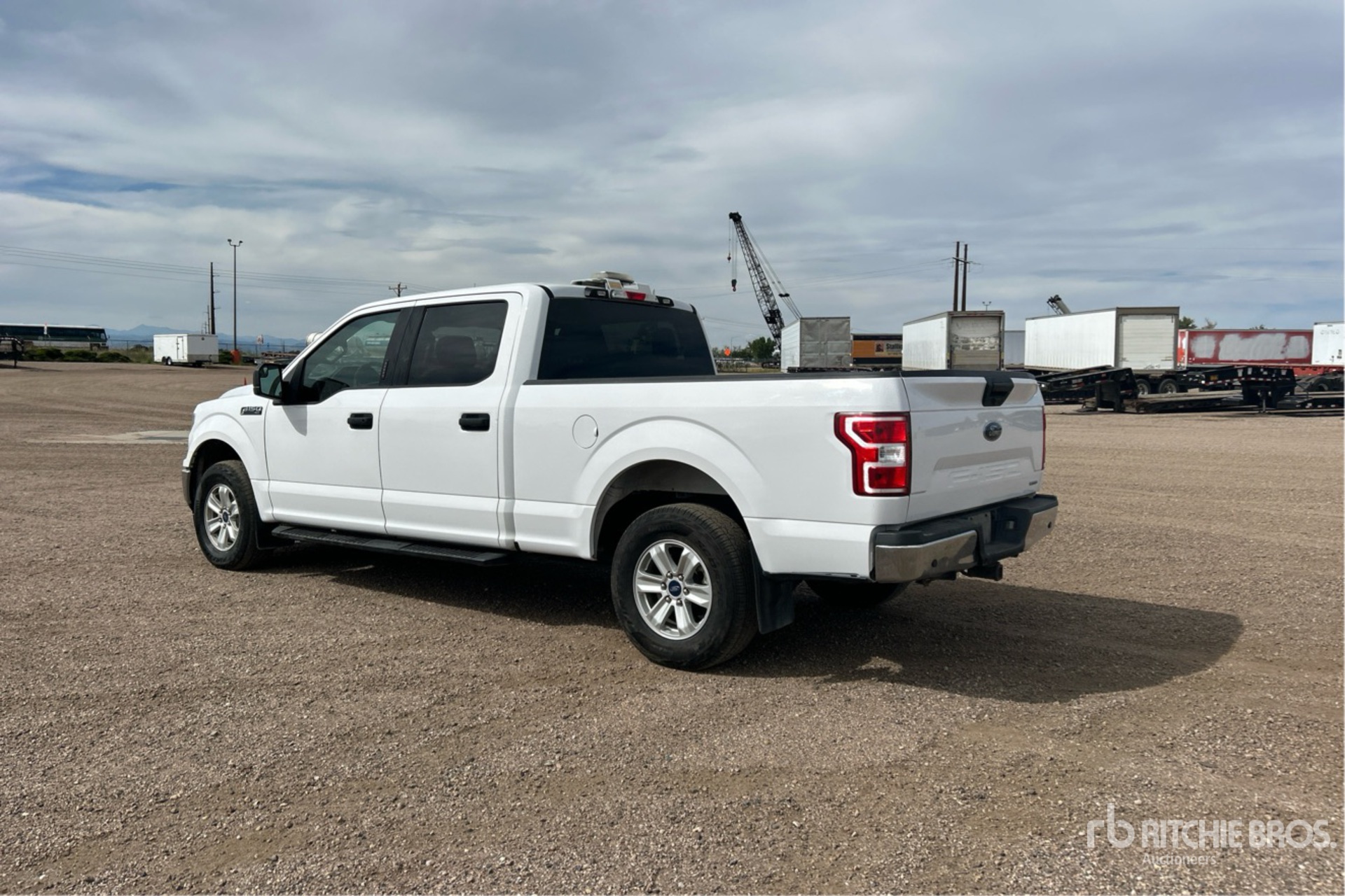 General Appearance with Picture, Left Rear Corner