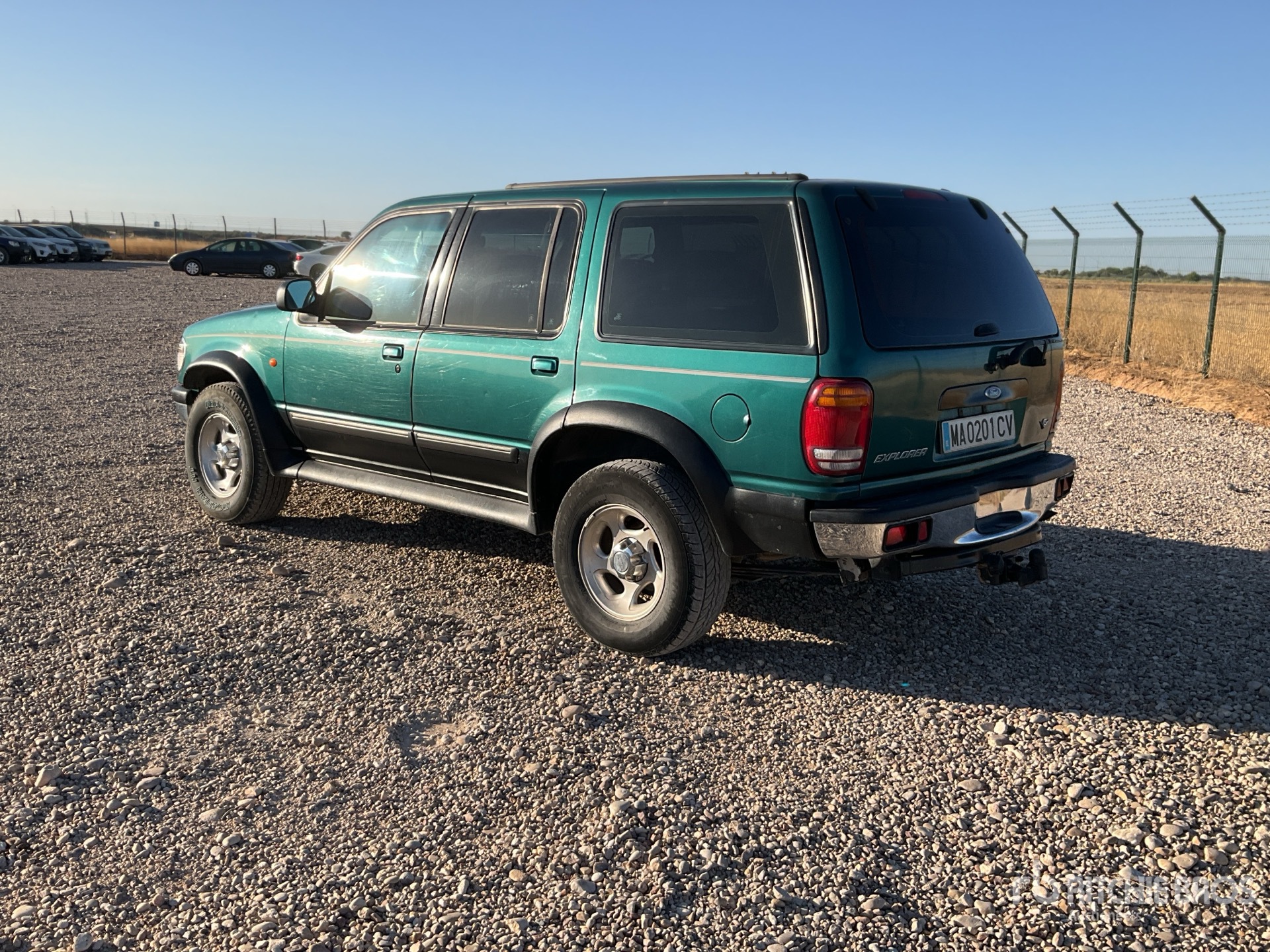 General Appearance with Picture, Left Rear Corner