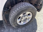 Underbody with Right Steer Tire
