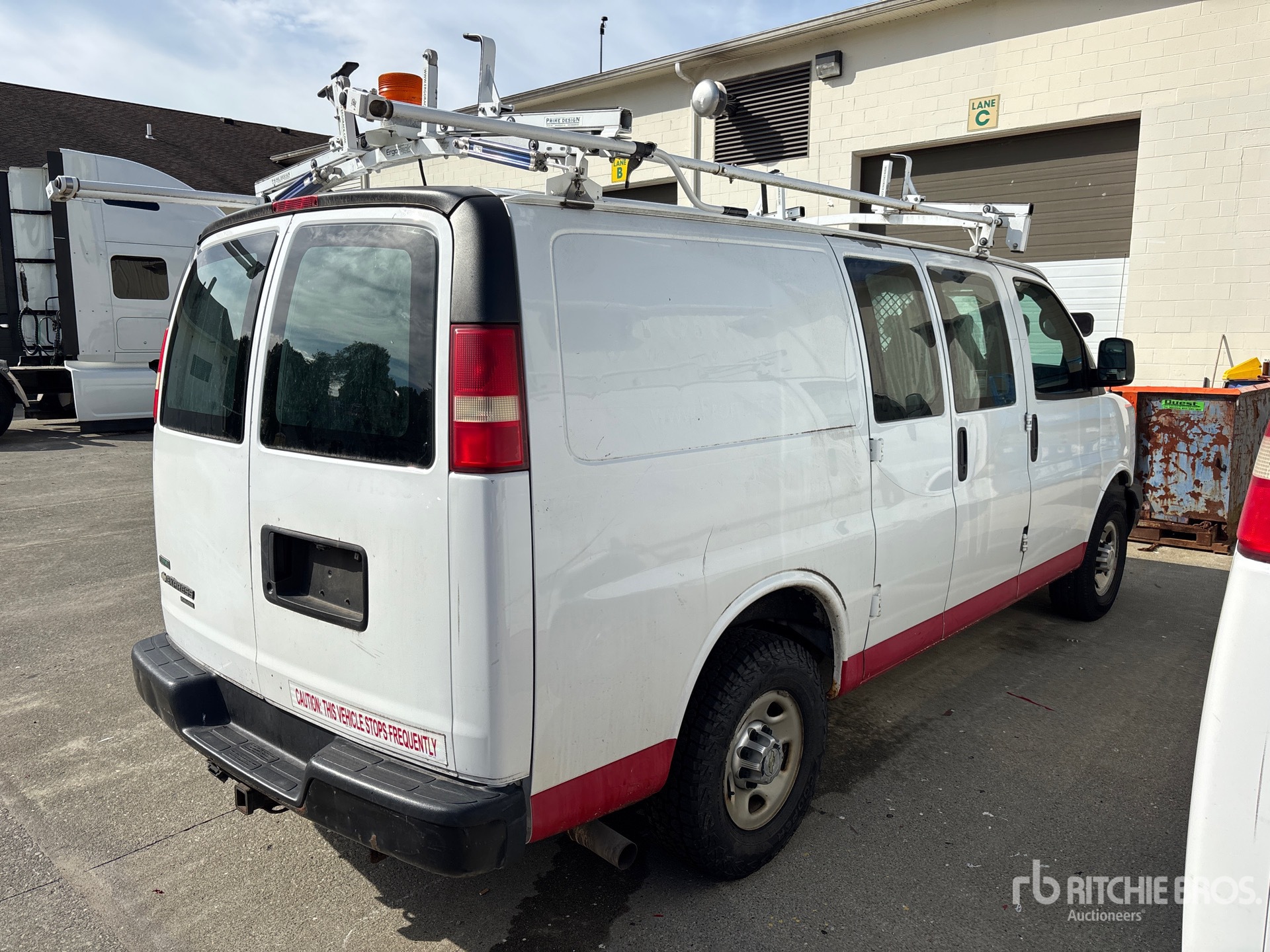 General Appearance with Picture, Right Rear Corner