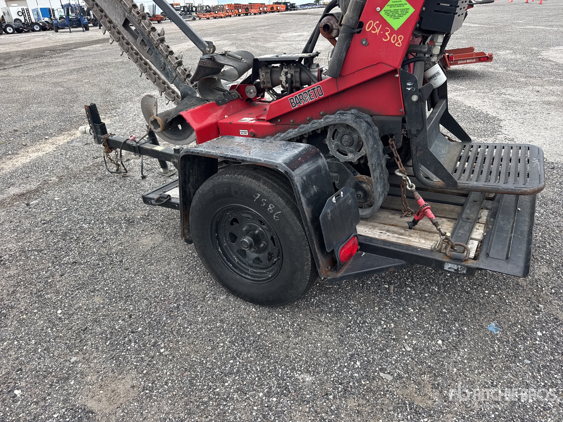 General Appearance with Picture, Left Rear Corner