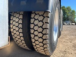 4 Underbody - Truck with 
