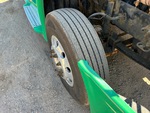 4 Underbody - Truck with 