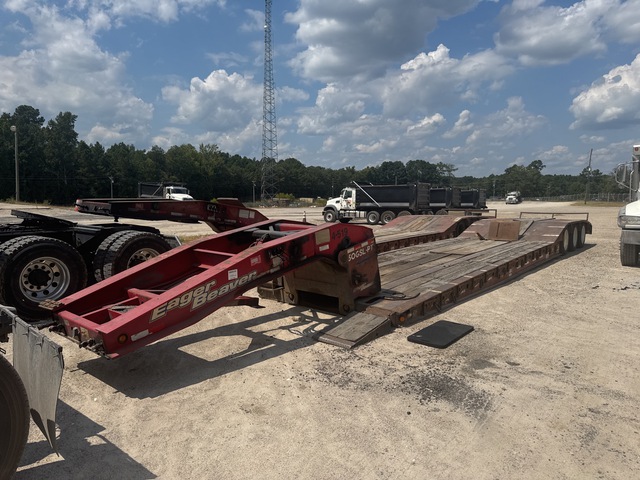 2005 Eager Beaver 50 ton Tri/A Single Drop Removable Gooseneck Lowboy Trailer