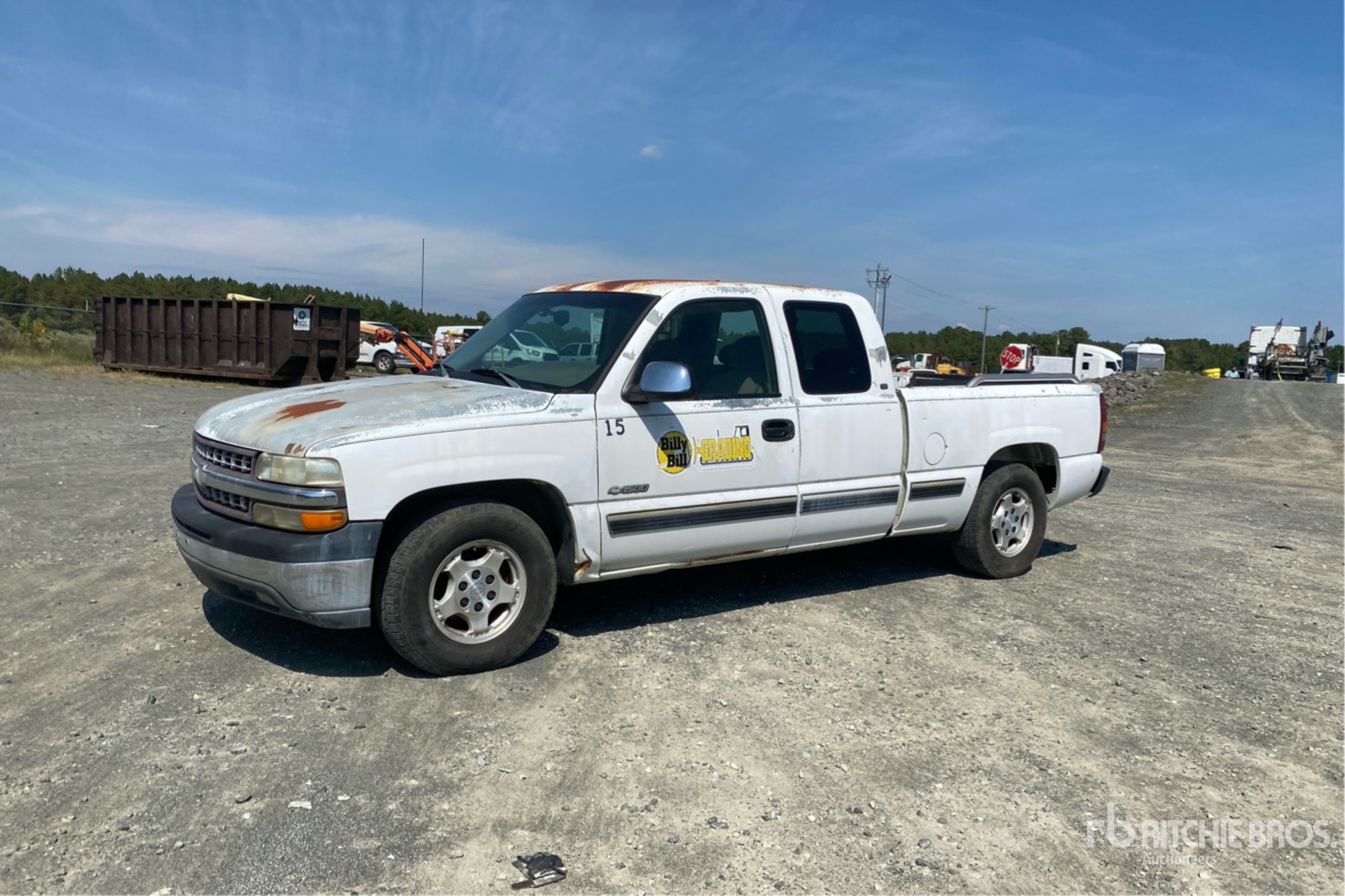 General Appearance with Picture, Left Front Corner