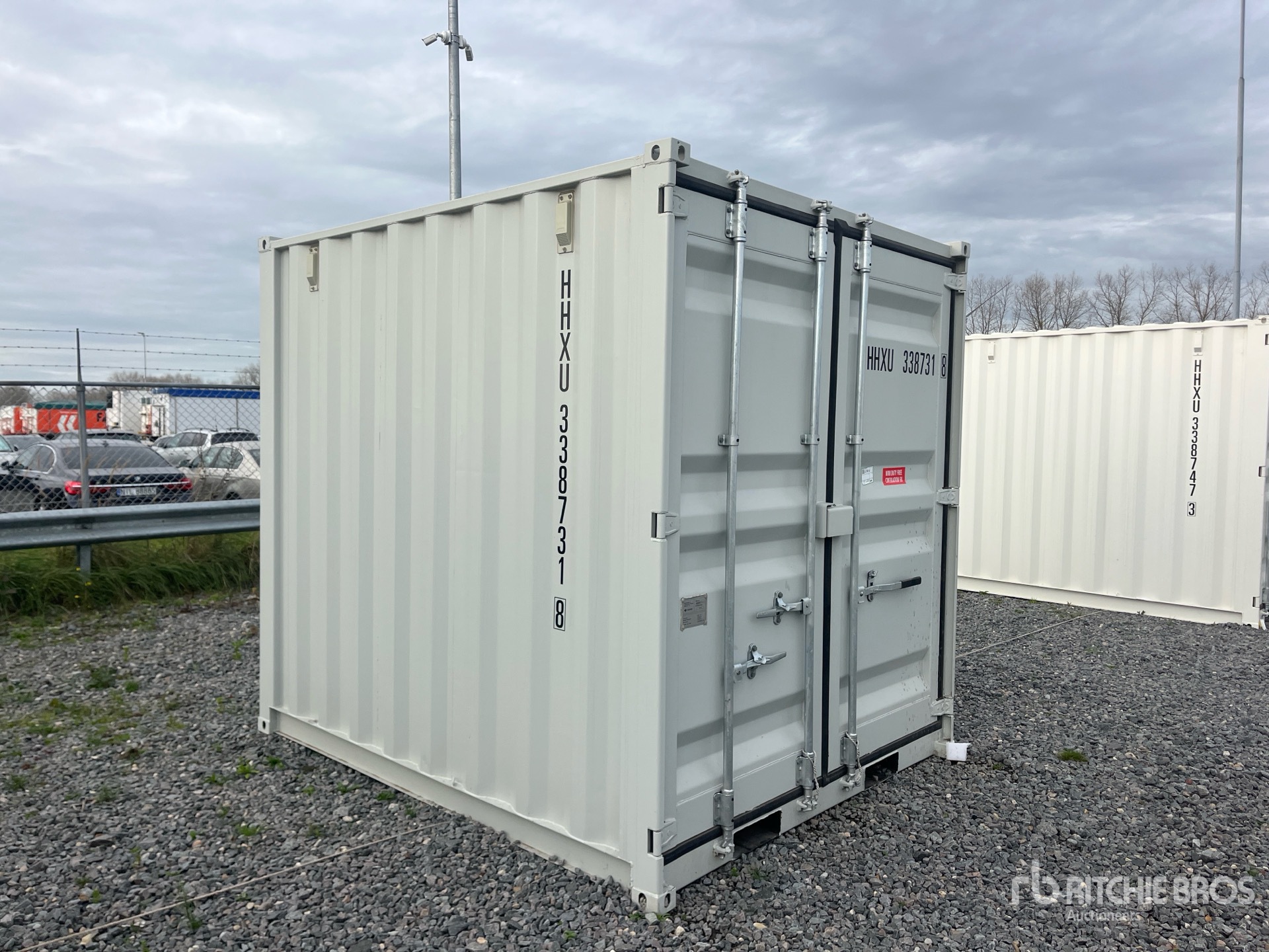 General Appearance with Picture, Right Front Corner