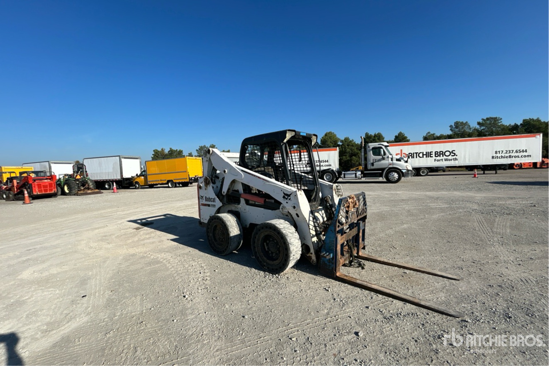 General Appearance with Picture, Right Front Corner