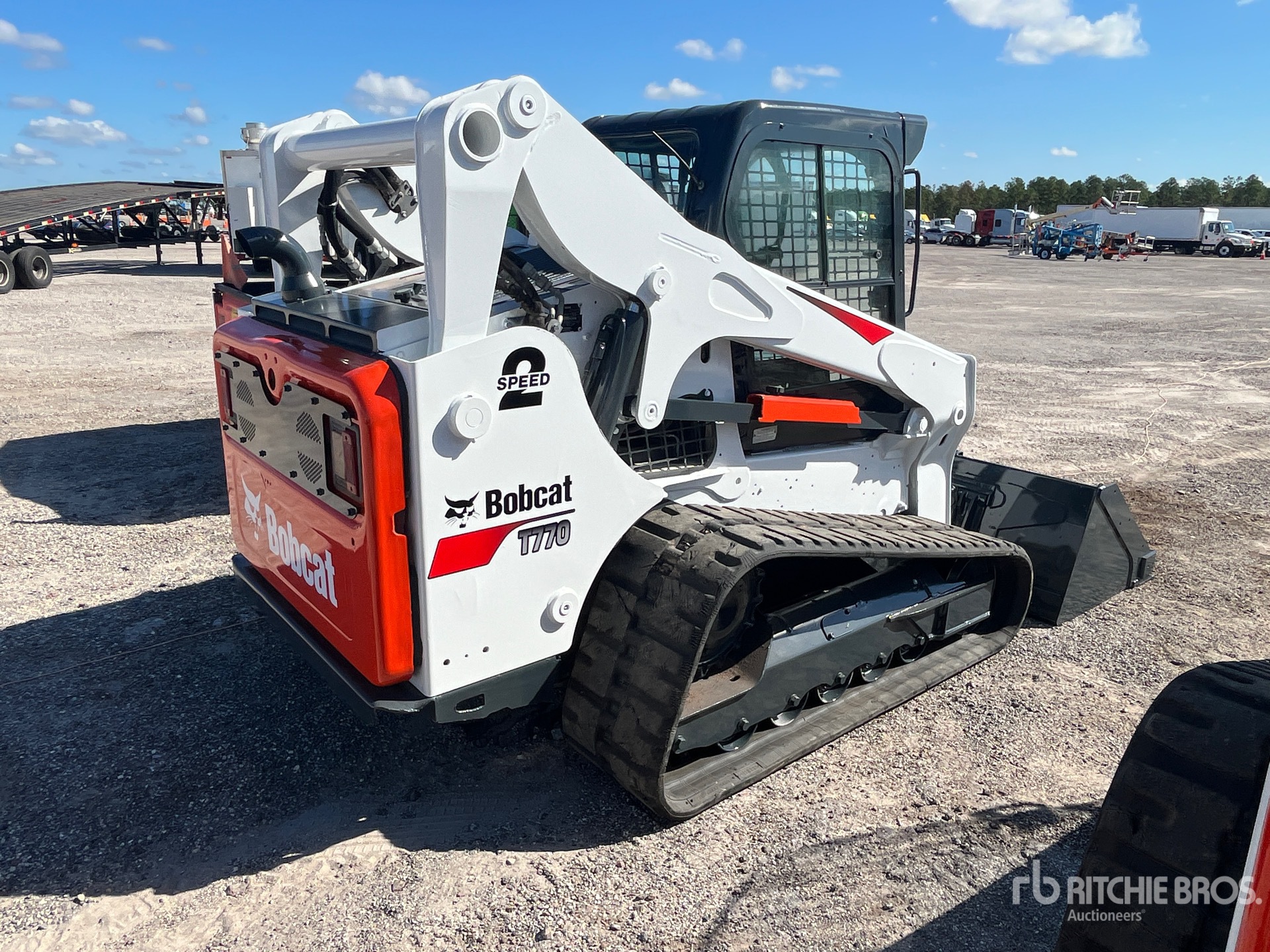 MINI CARGADOR SOBRE ORUGAS 2021 COMPAC T770