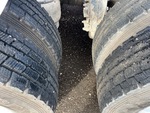 4 Underbody - Truck with 