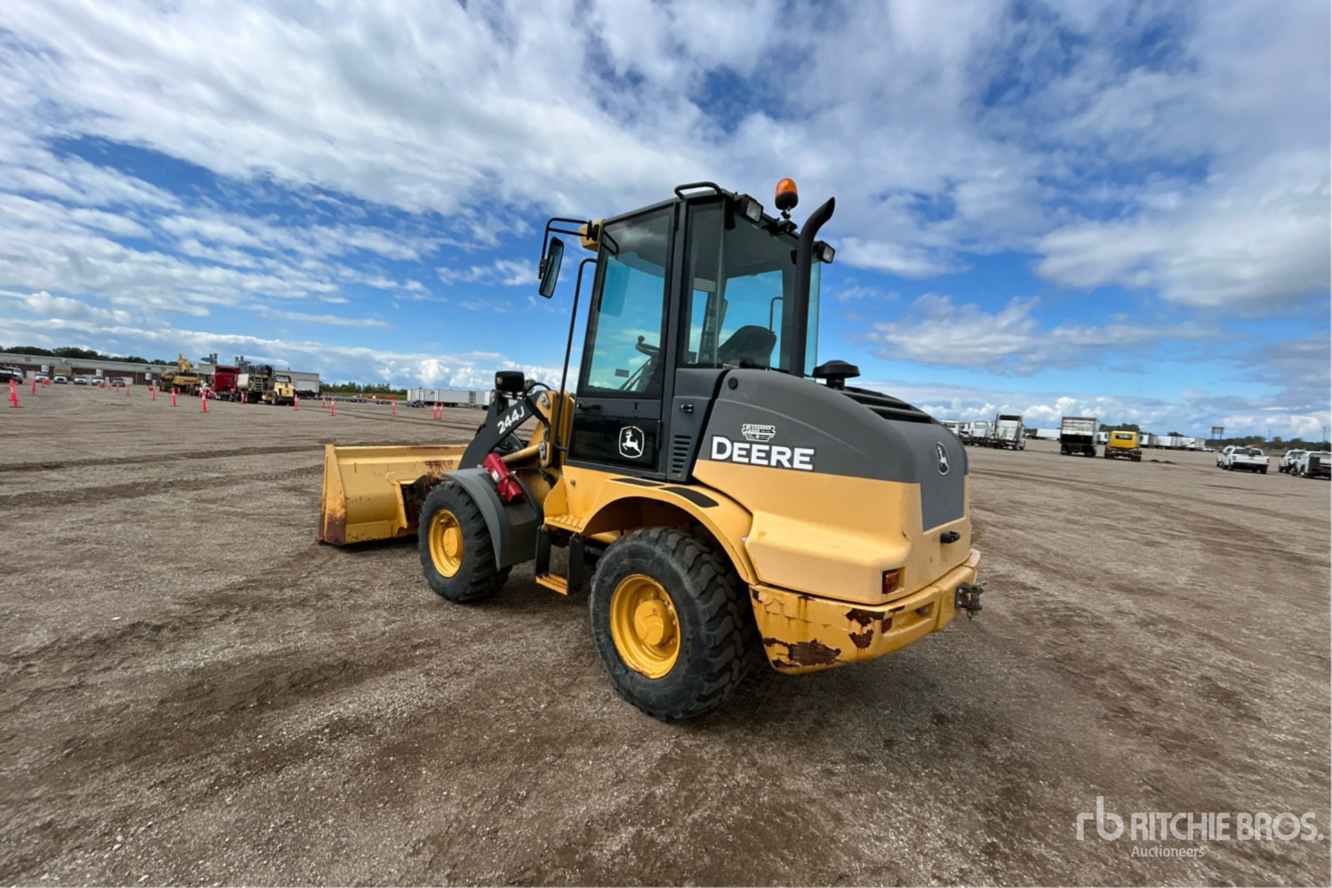 General Appearance with Picture, Left Rear Corner