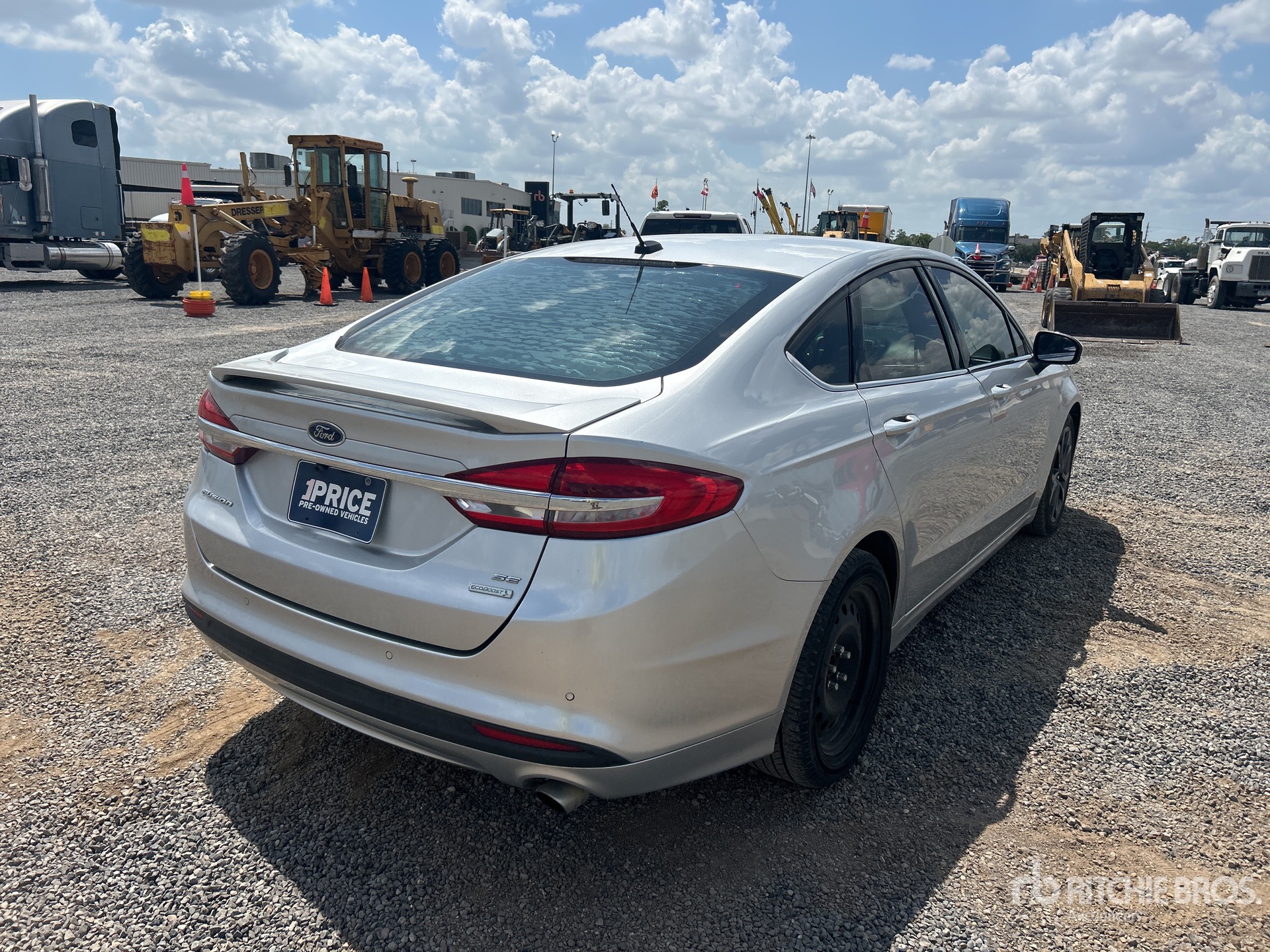 General Appearance with Picture, Right Rear Corner