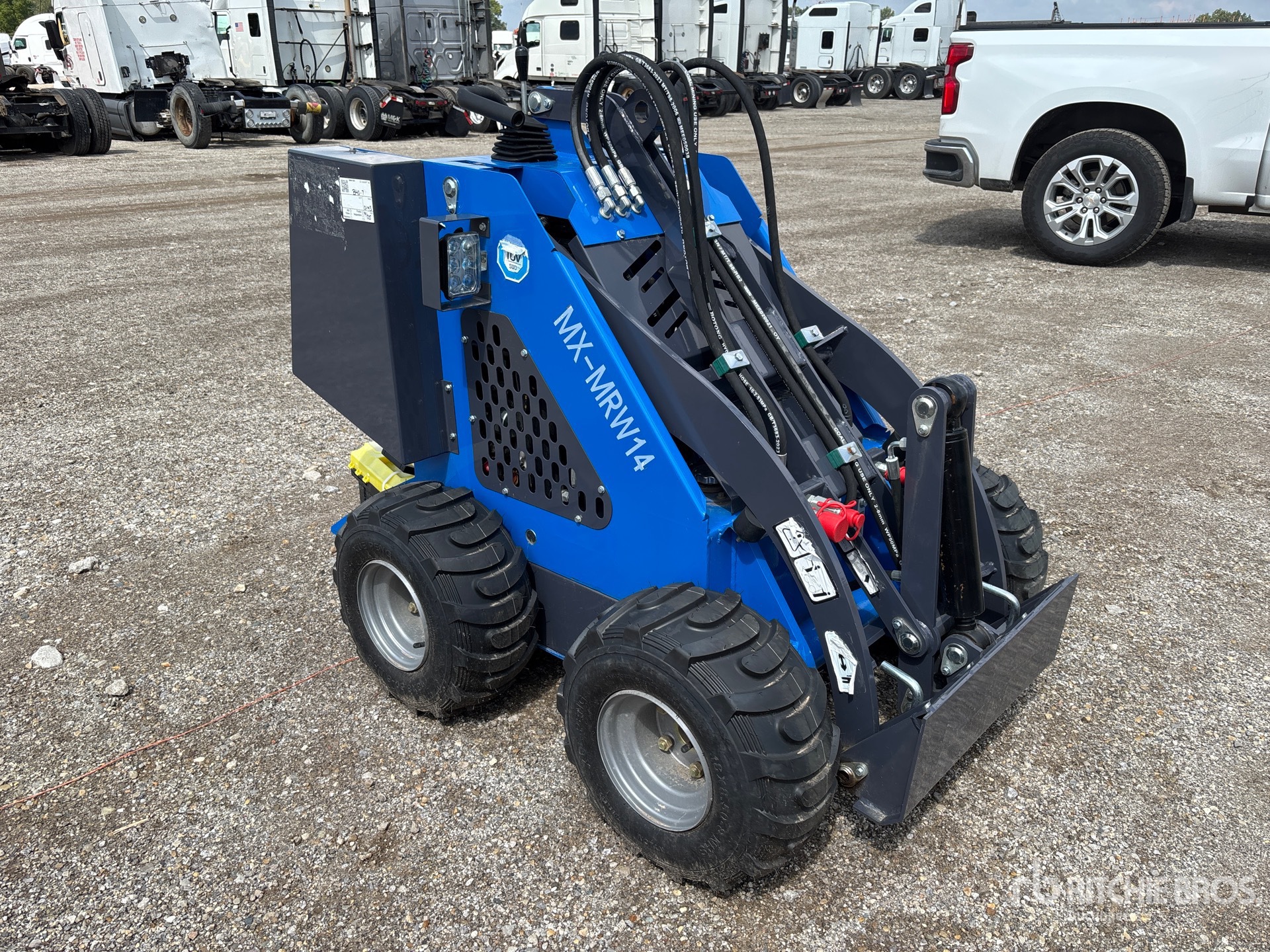 General Appearance with Picture, Right Front Corner
