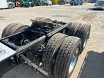 4 Underbody - Truck with 