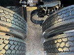 4 Underbody - Truck with 