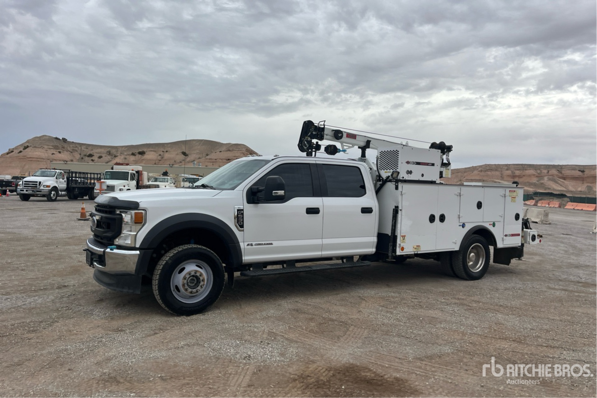 General Appearance with Picture, Left Front Corner