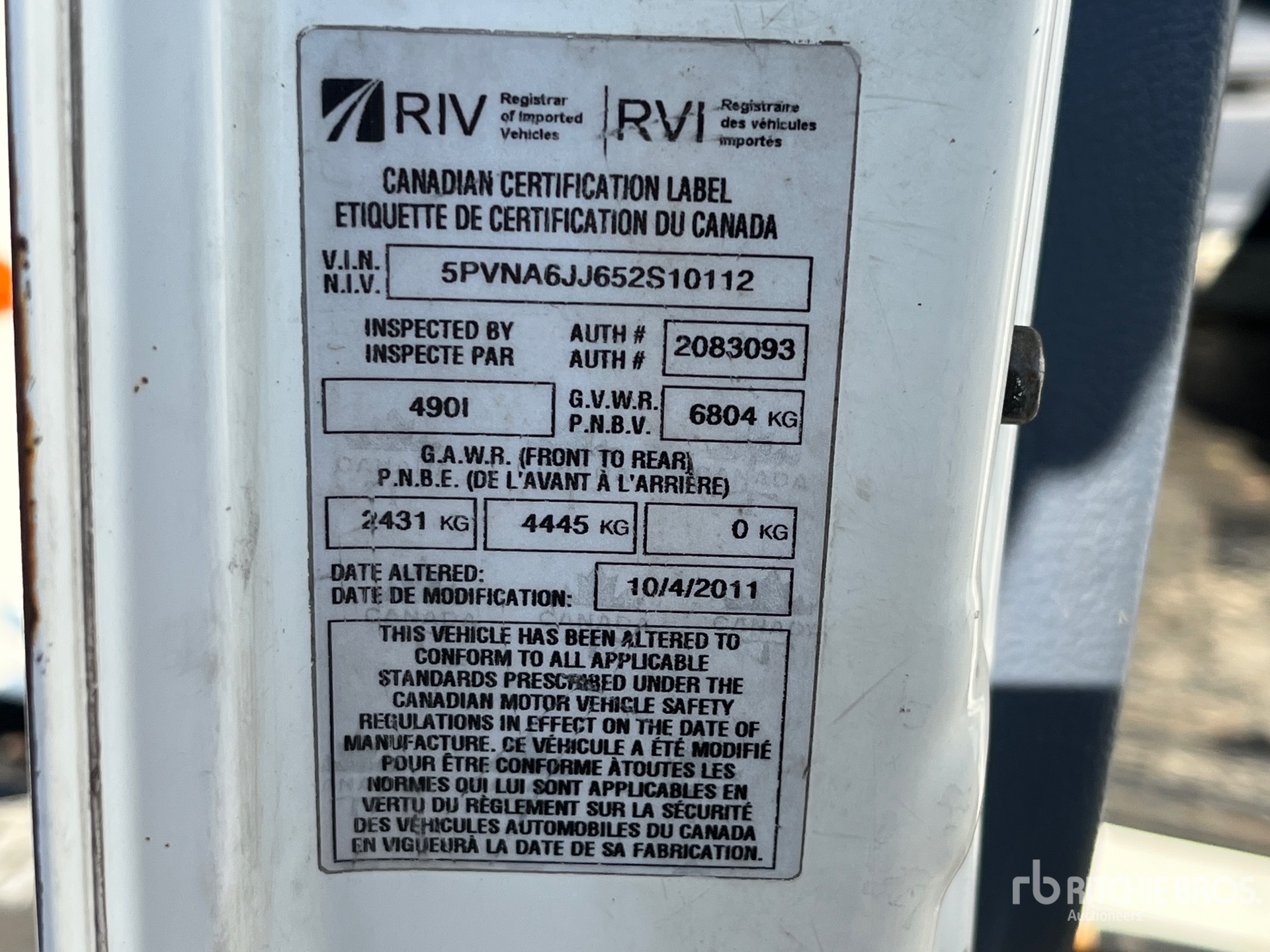 General Appearance with Serial Number / VIN