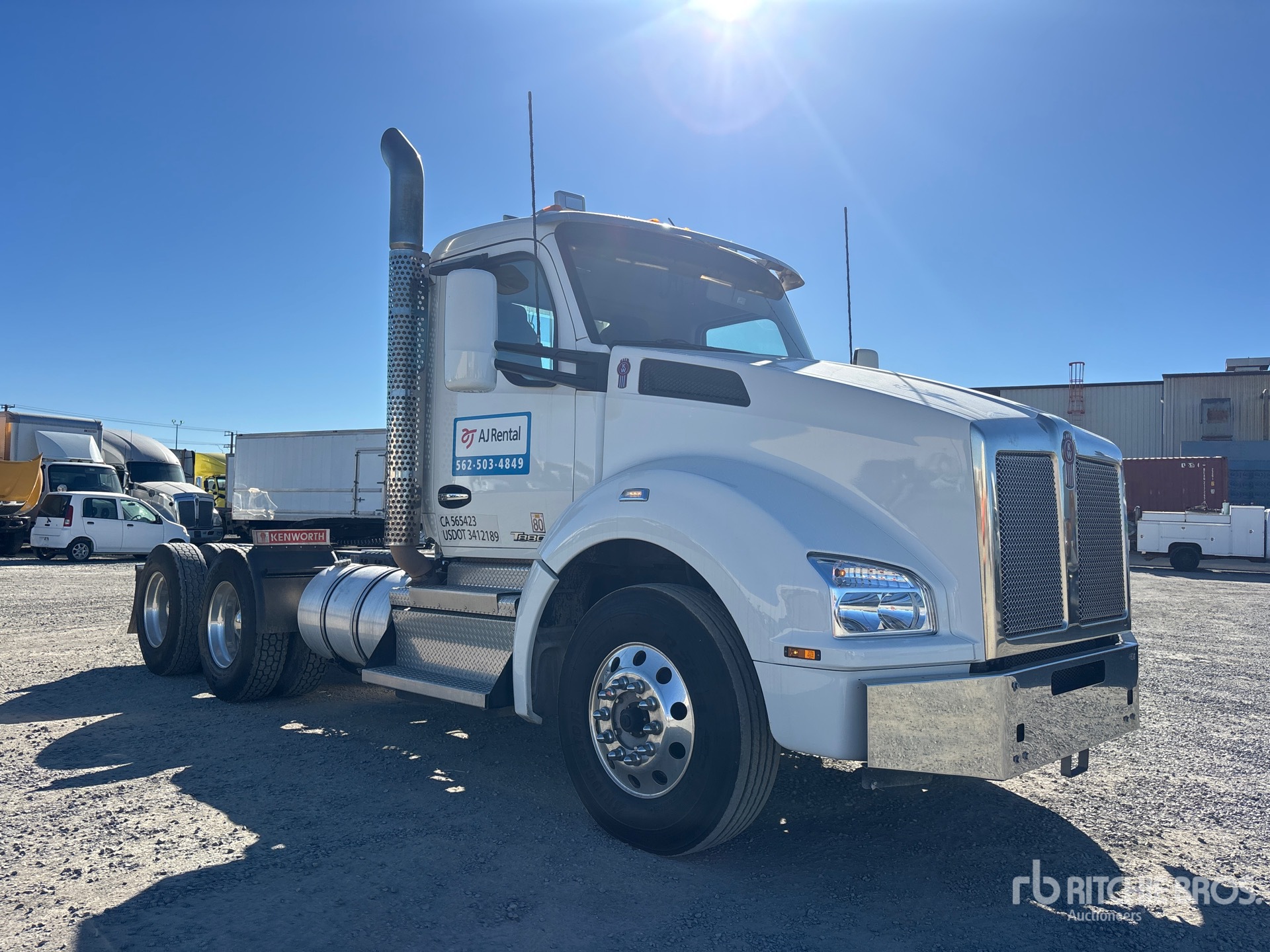 General Appearance with Picture, Right Front Corner