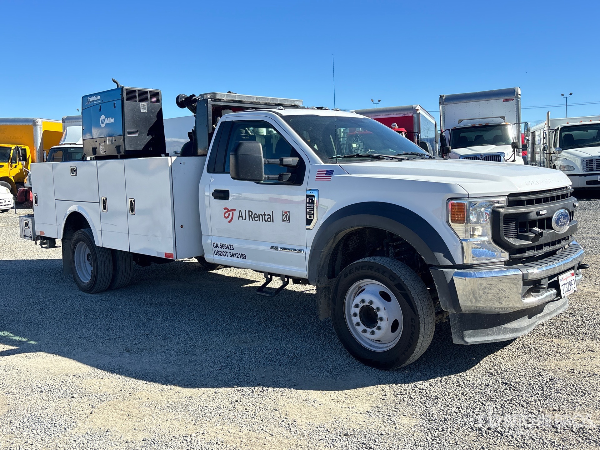 General Appearance with Picture, Right Front Corner