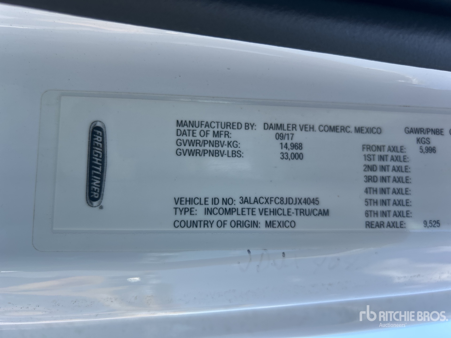 General Appearance with Serial Number / VIN