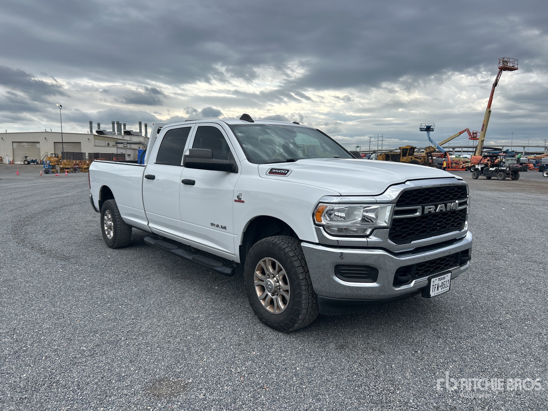 General Appearance with Picture, Right Front Corner