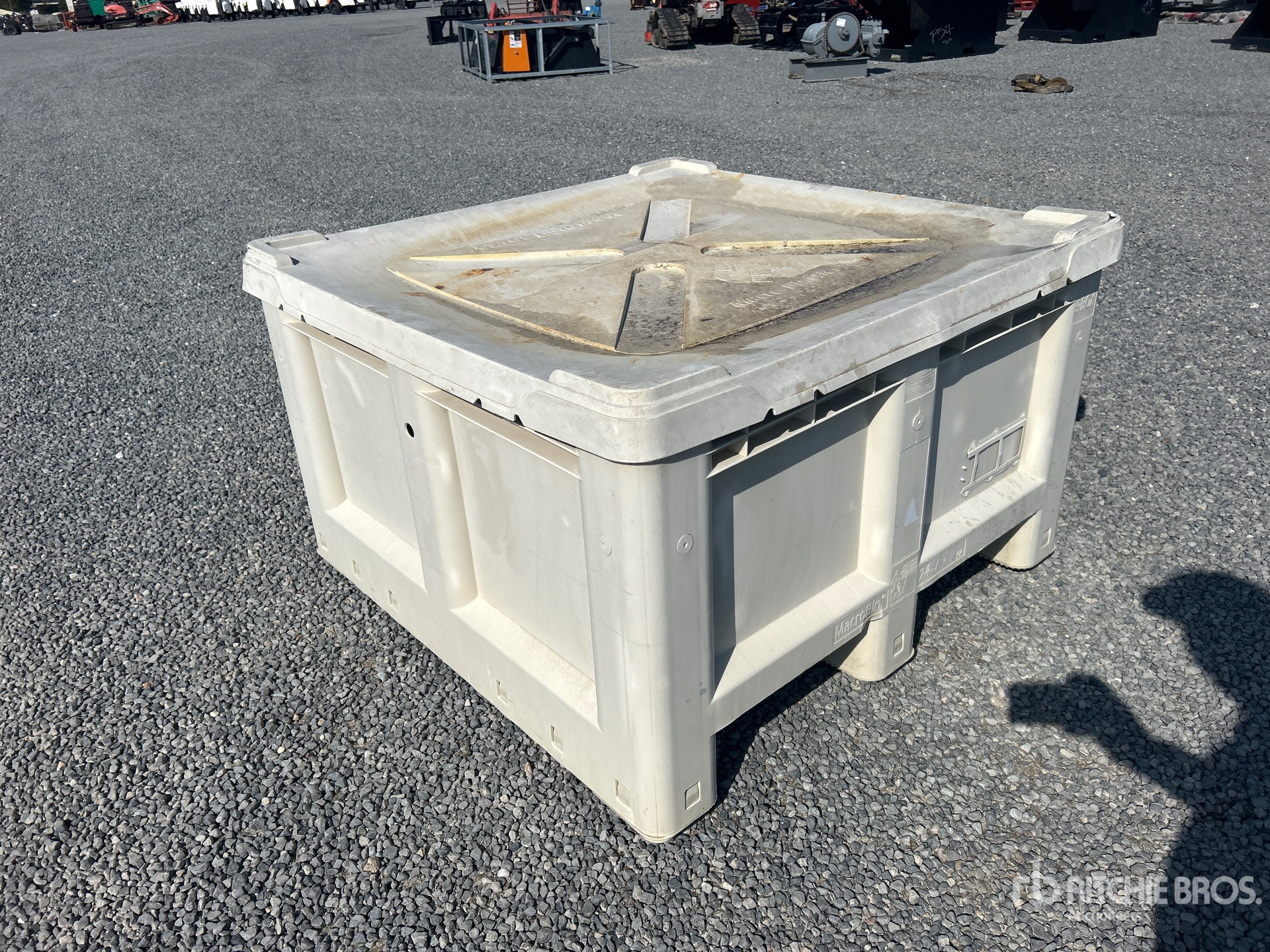 General Appearance with Imagen: esquina trasera derecha