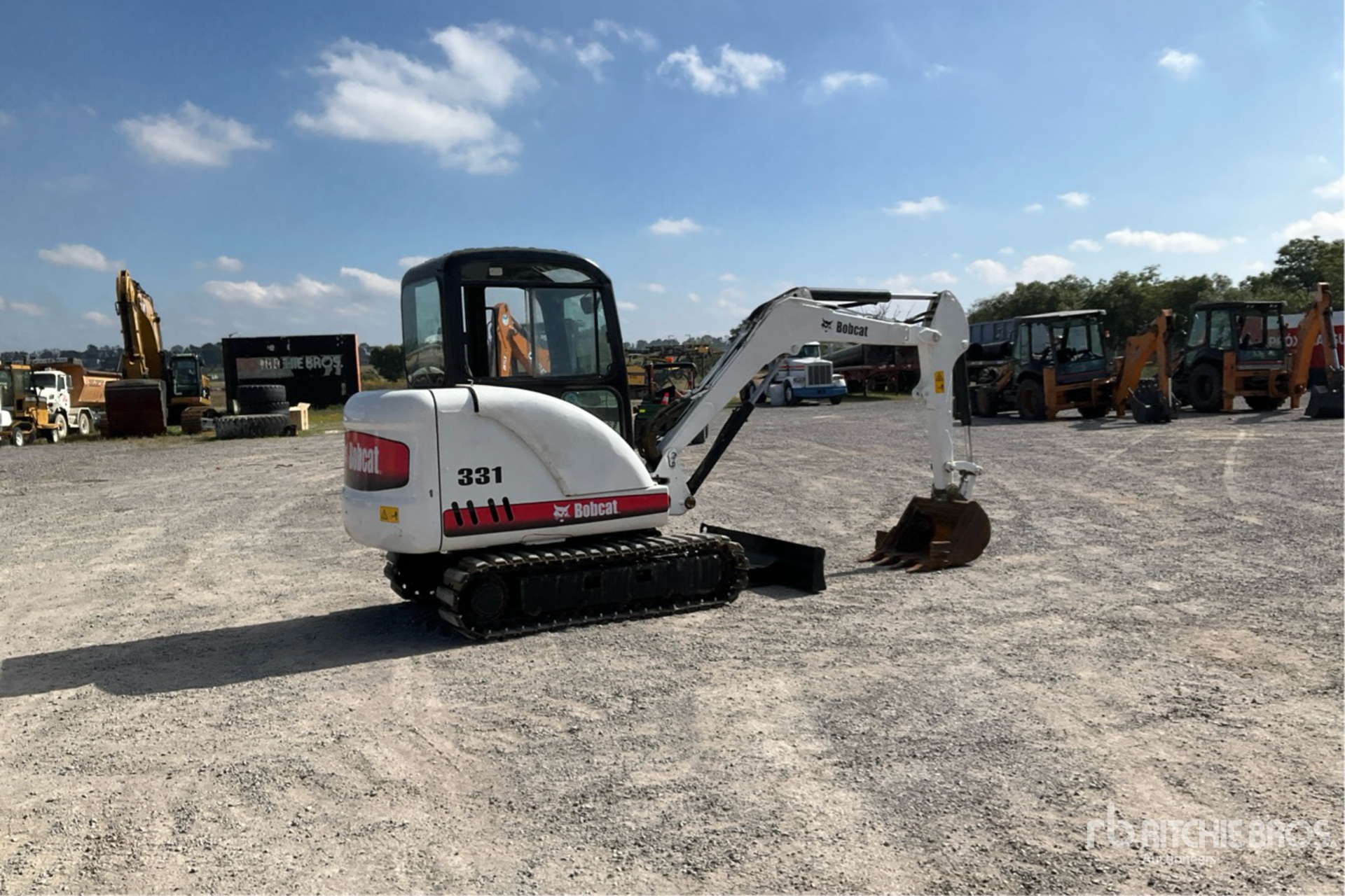 EXCAVADORA 2009 BOBCAT 331