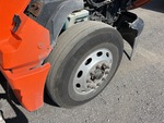 4 Underbody - Truck with 