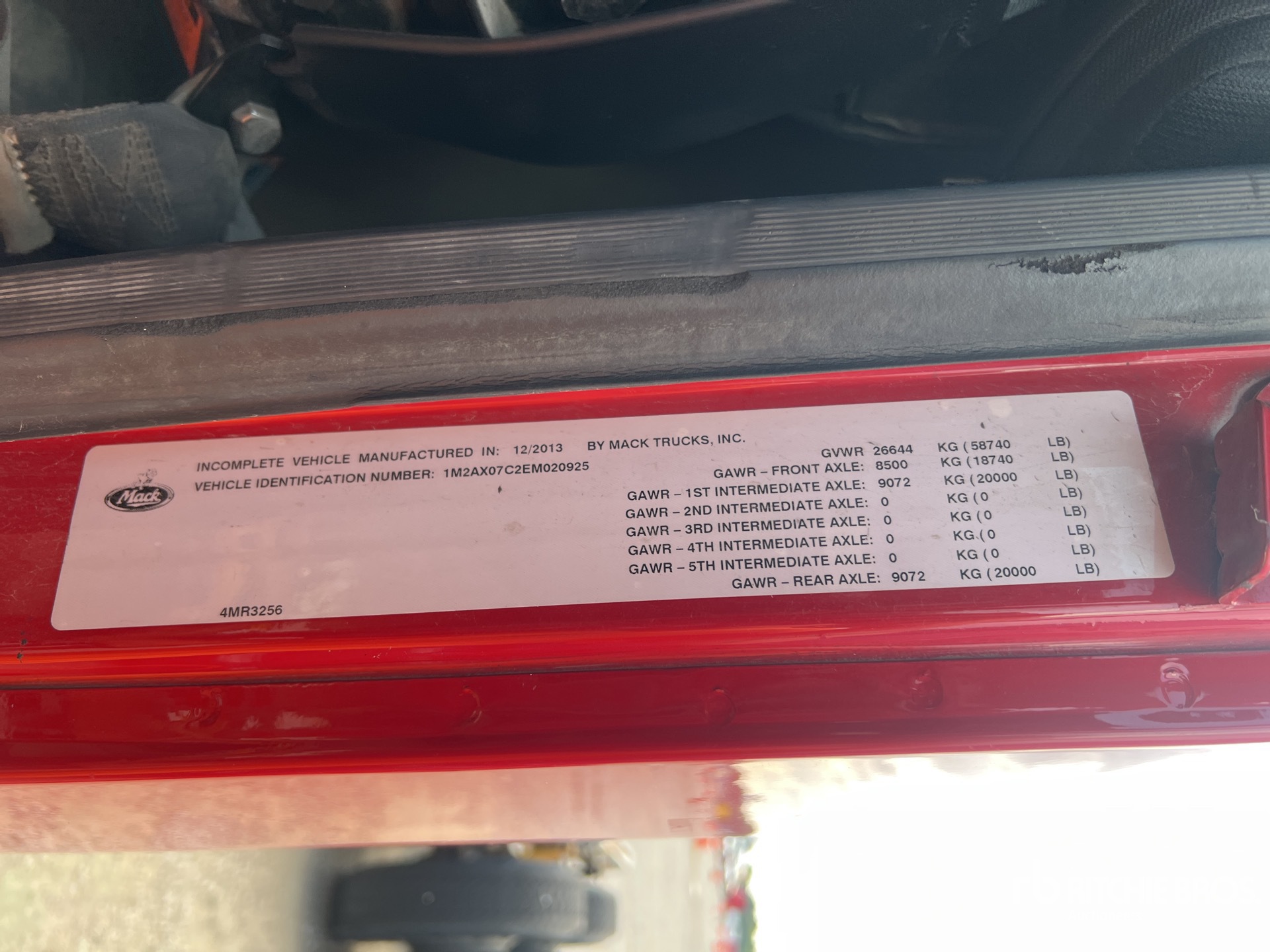 General Appearance with Serial Number / VIN
