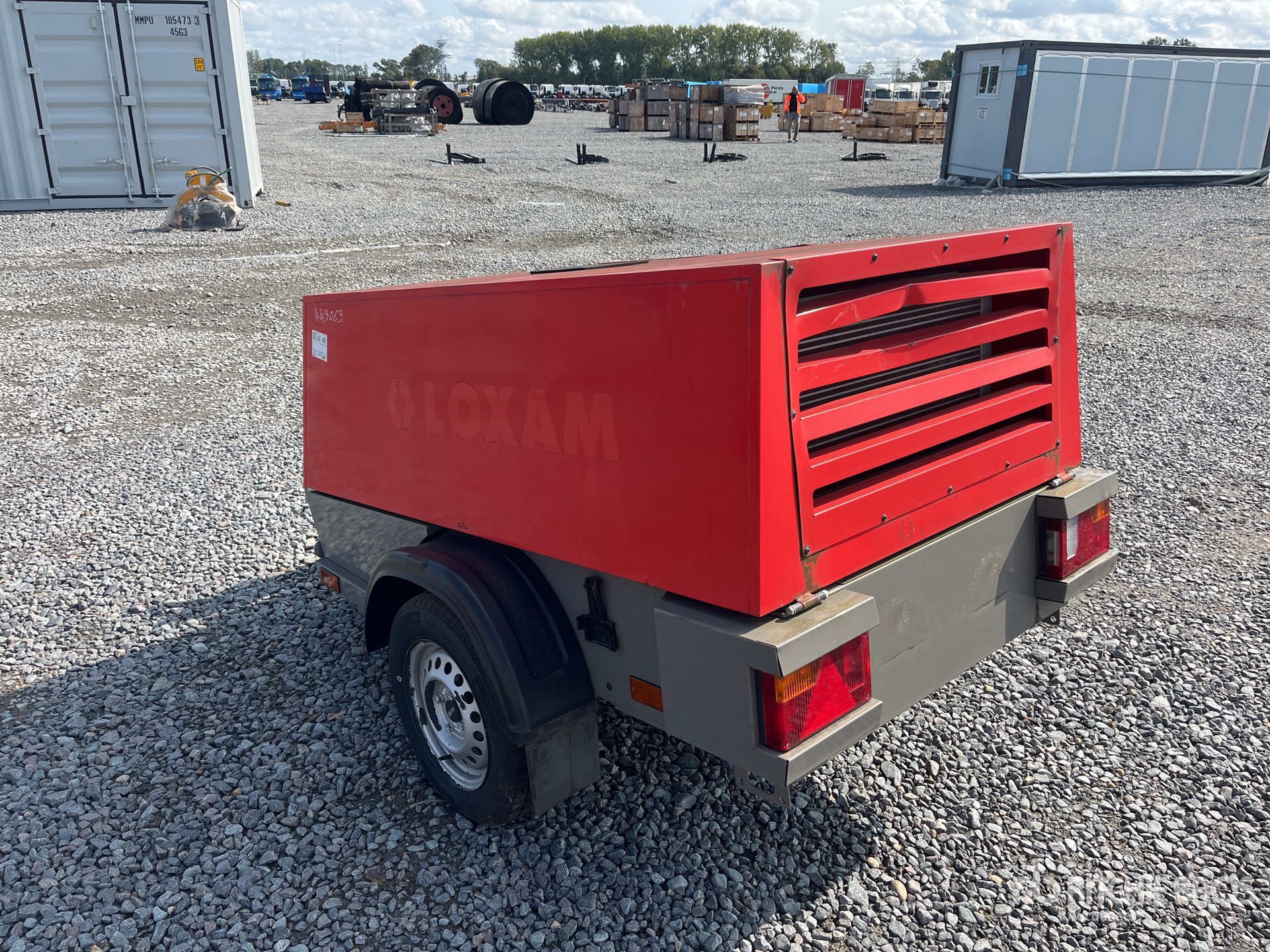 General Appearance with Picture, Left Rear Corner