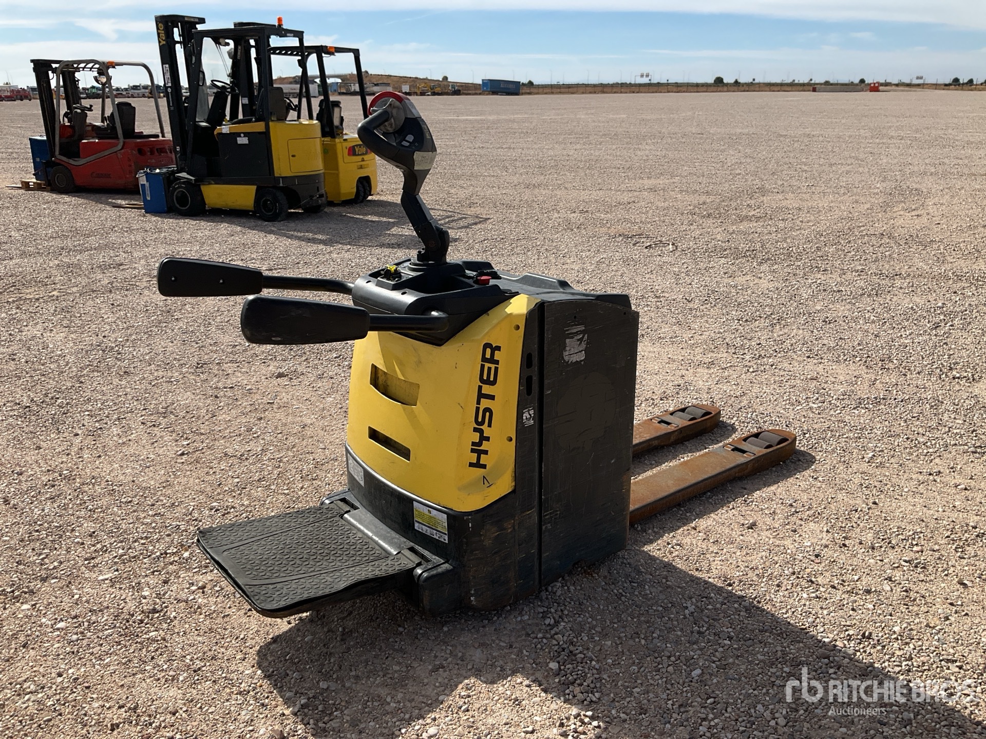 Aspect général with Image, coin arrière droit