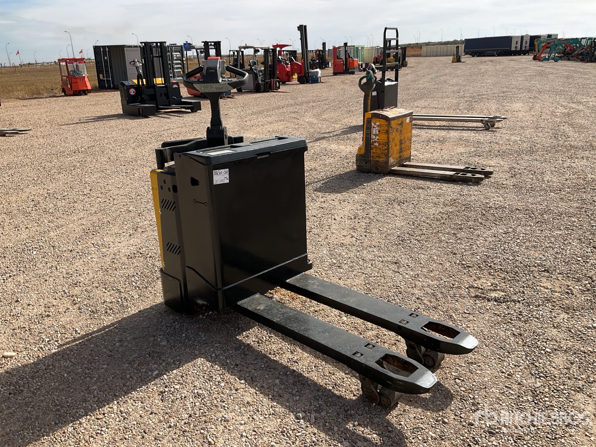 Aspect général with Image, coin avant droit