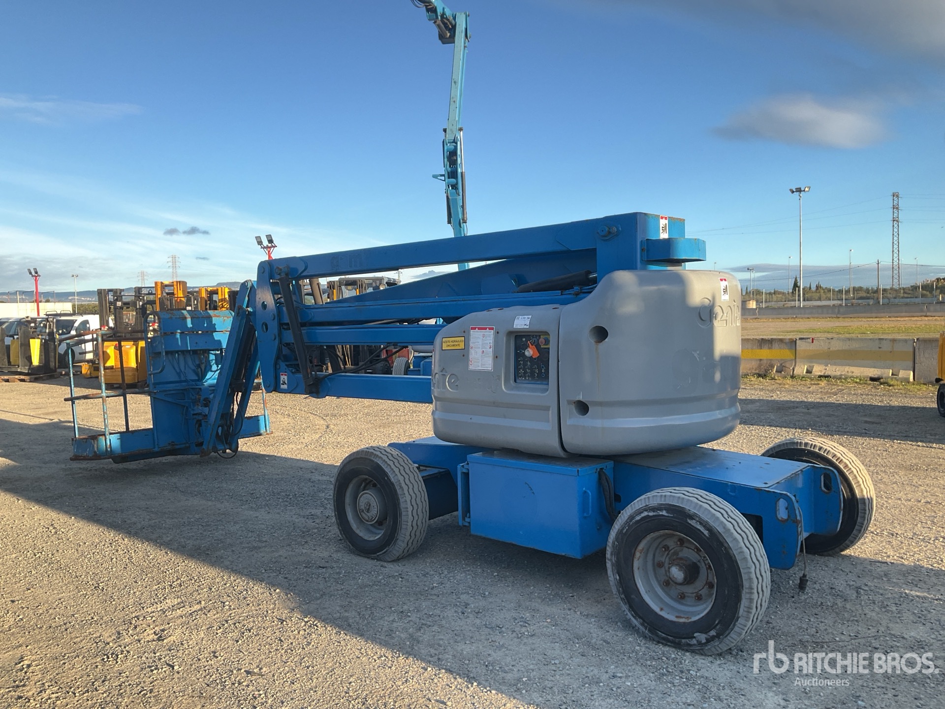 General Appearance with Imagen: esquina delantera derecha