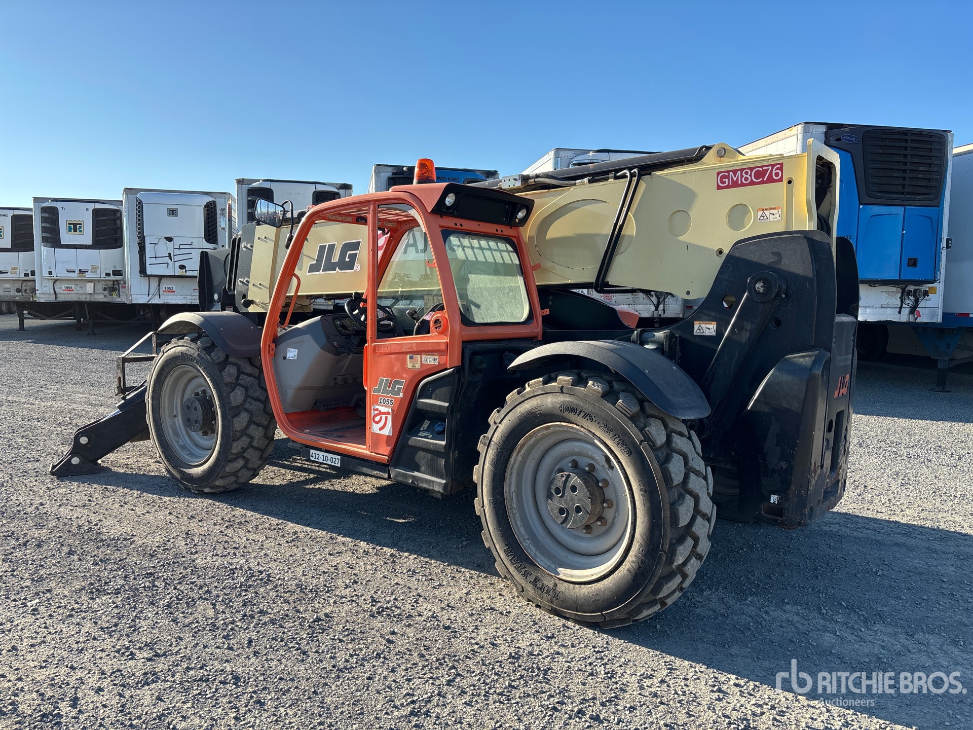 General Appearance with Picture, Left Rear Corner