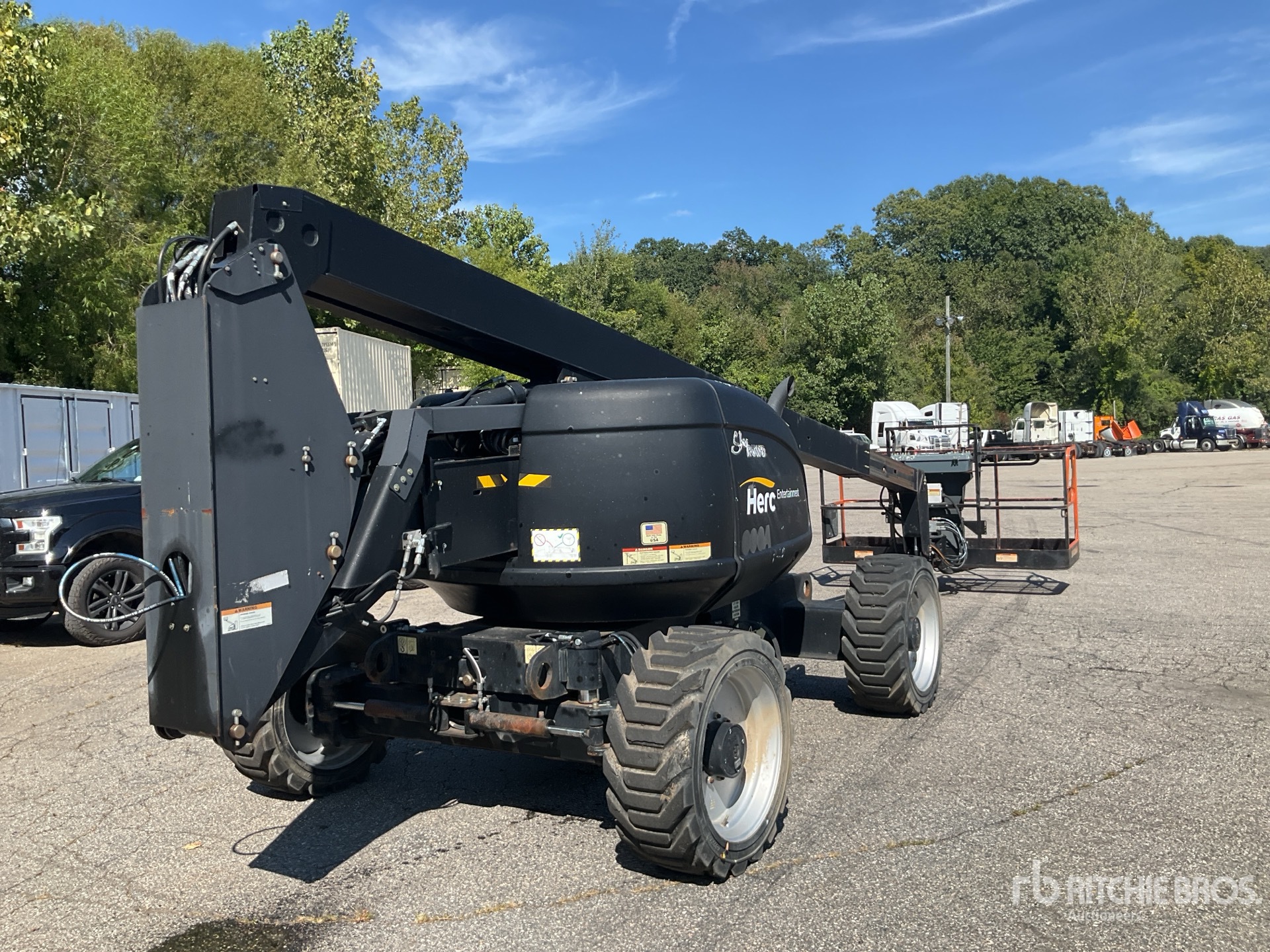 General Appearance with Picture, Right Rear Corner