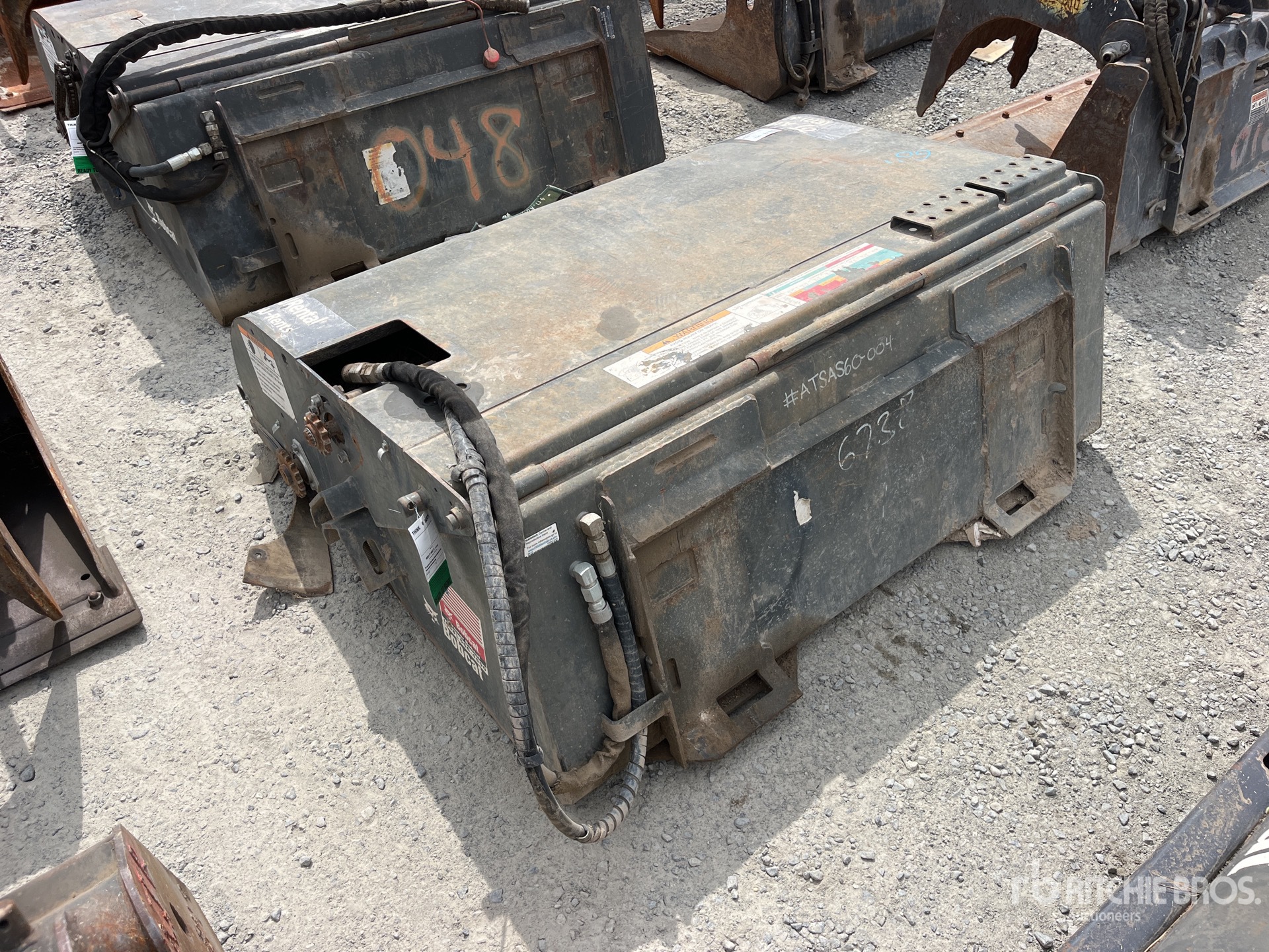 General Appearance with Picture, Left Rear Corner