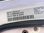 General Appearance with Numéro de série/Numéro d'identification du véhicule automobile