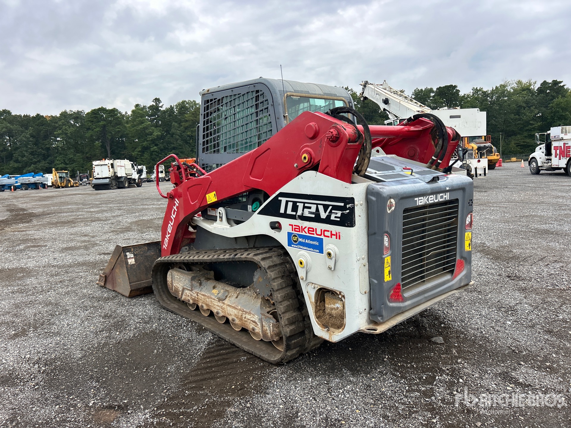 MINI CARGADOR SOBRE ORUGAS 2022 TAKEUCHI TL12V2