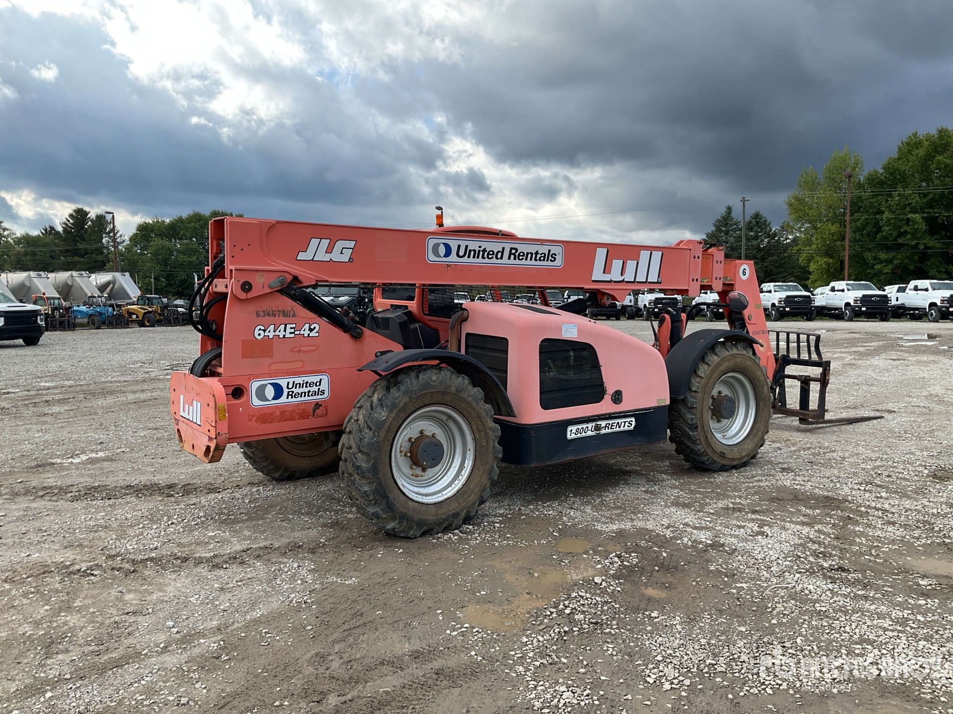 General Appearance with Picture, Right Rear Corner