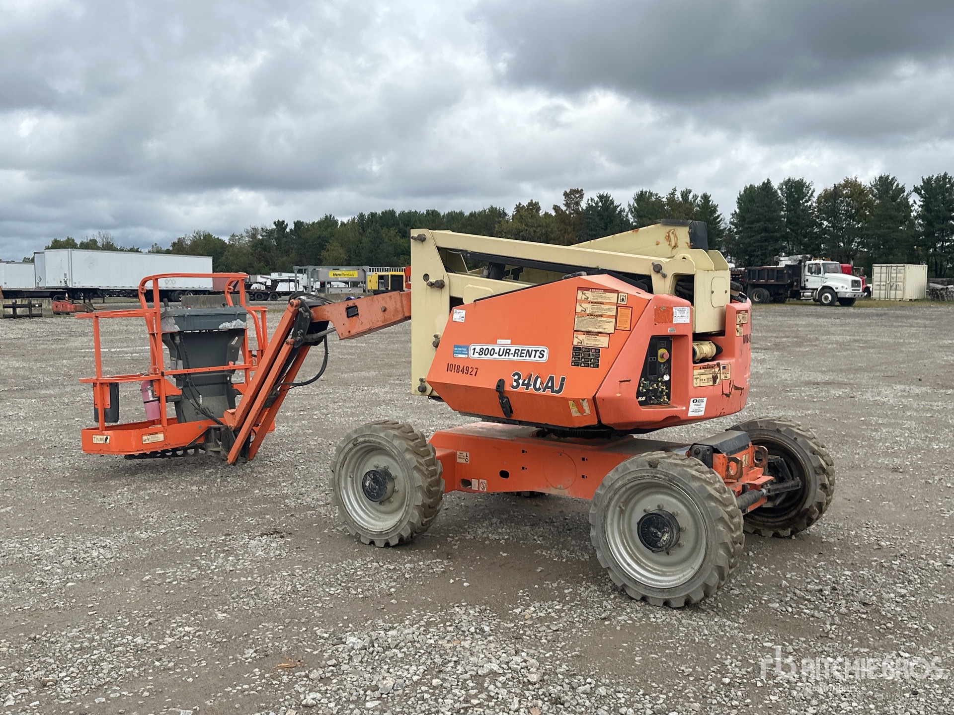 ELEVADOR ARTICULADO 2013 JLG 4WD 340AJ