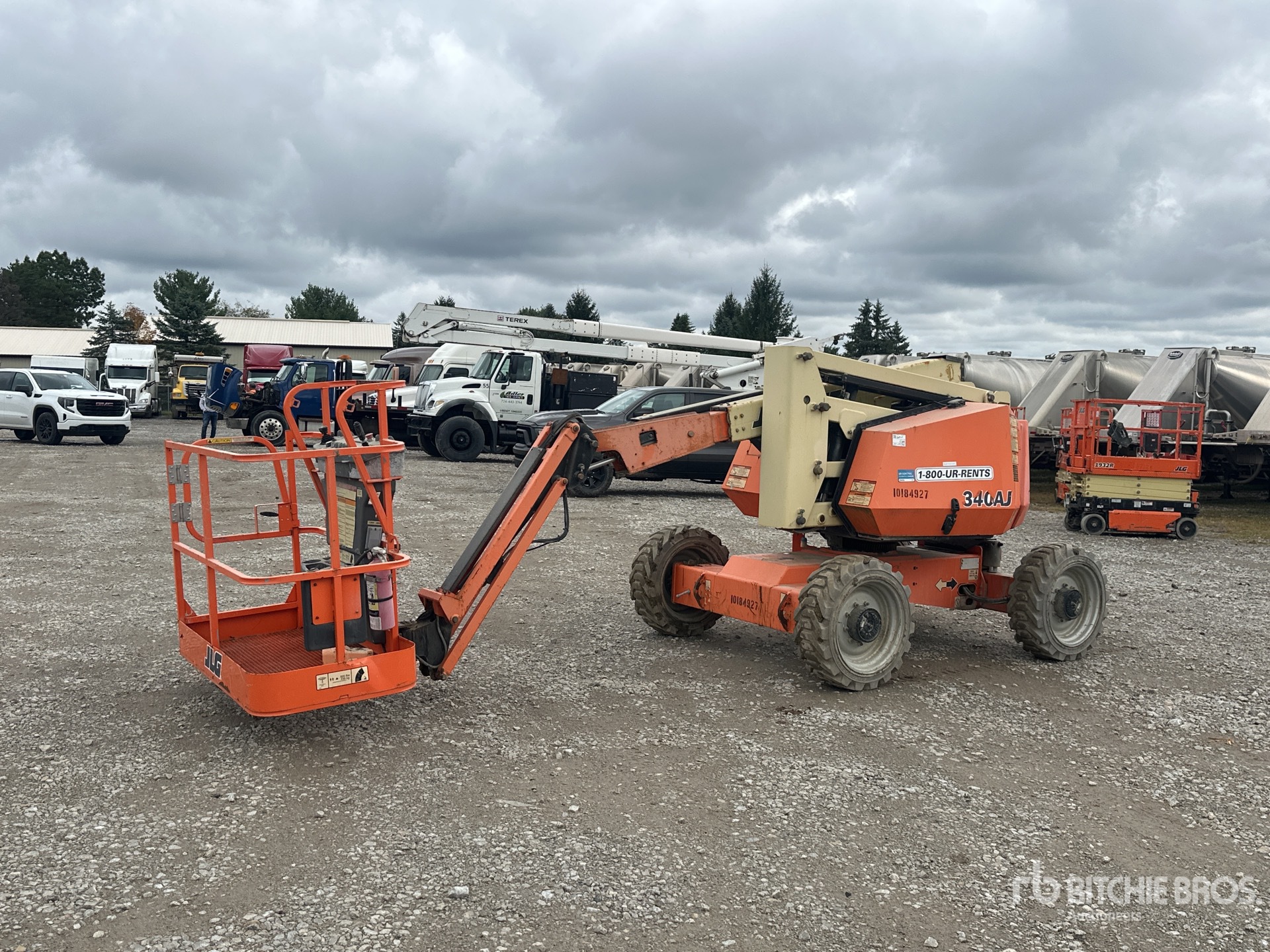 ELEVADOR ARTICULADO 2013 JLG 4WD 340AJ