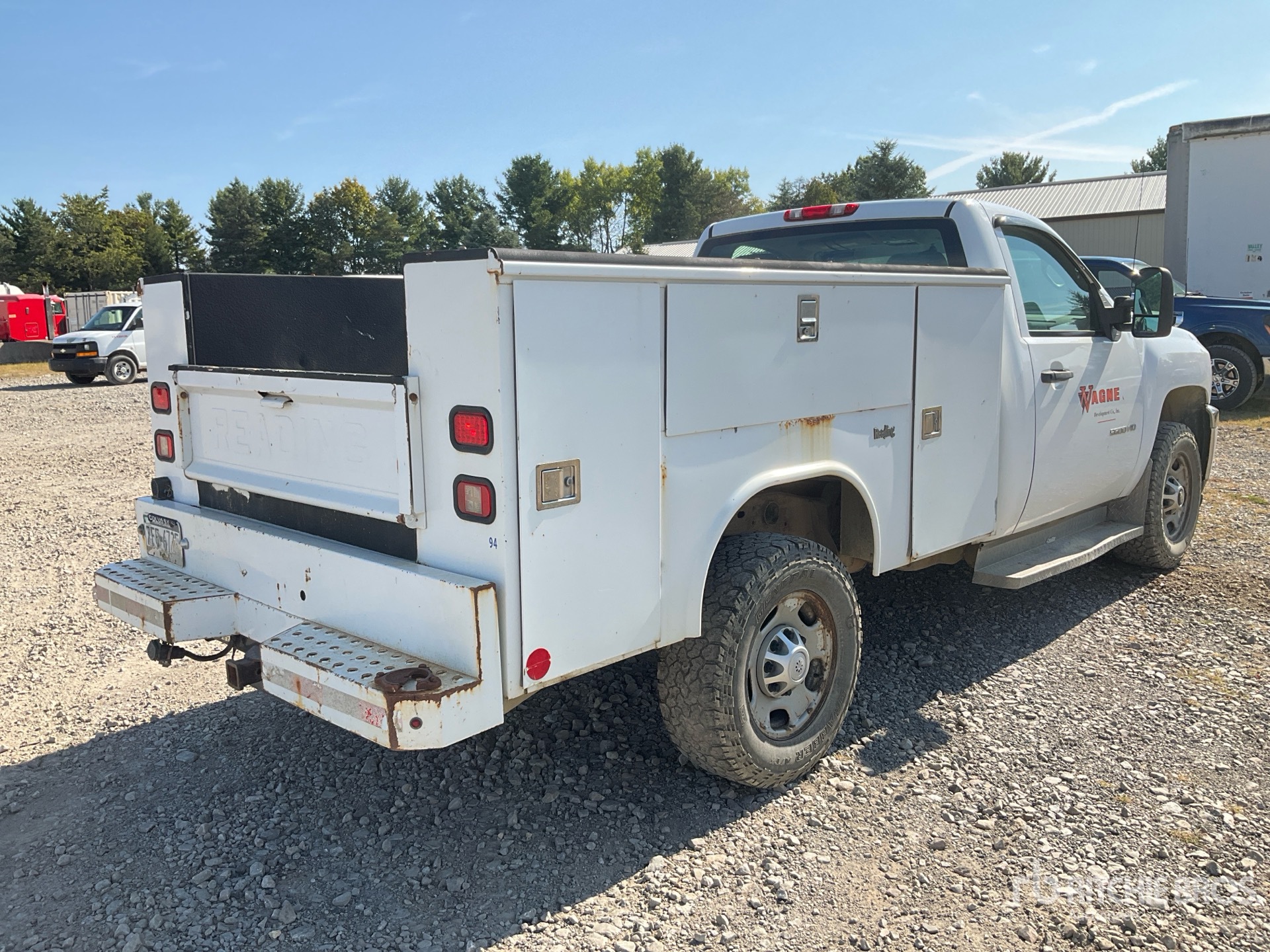 General Appearance with Picture, Right Rear Corner