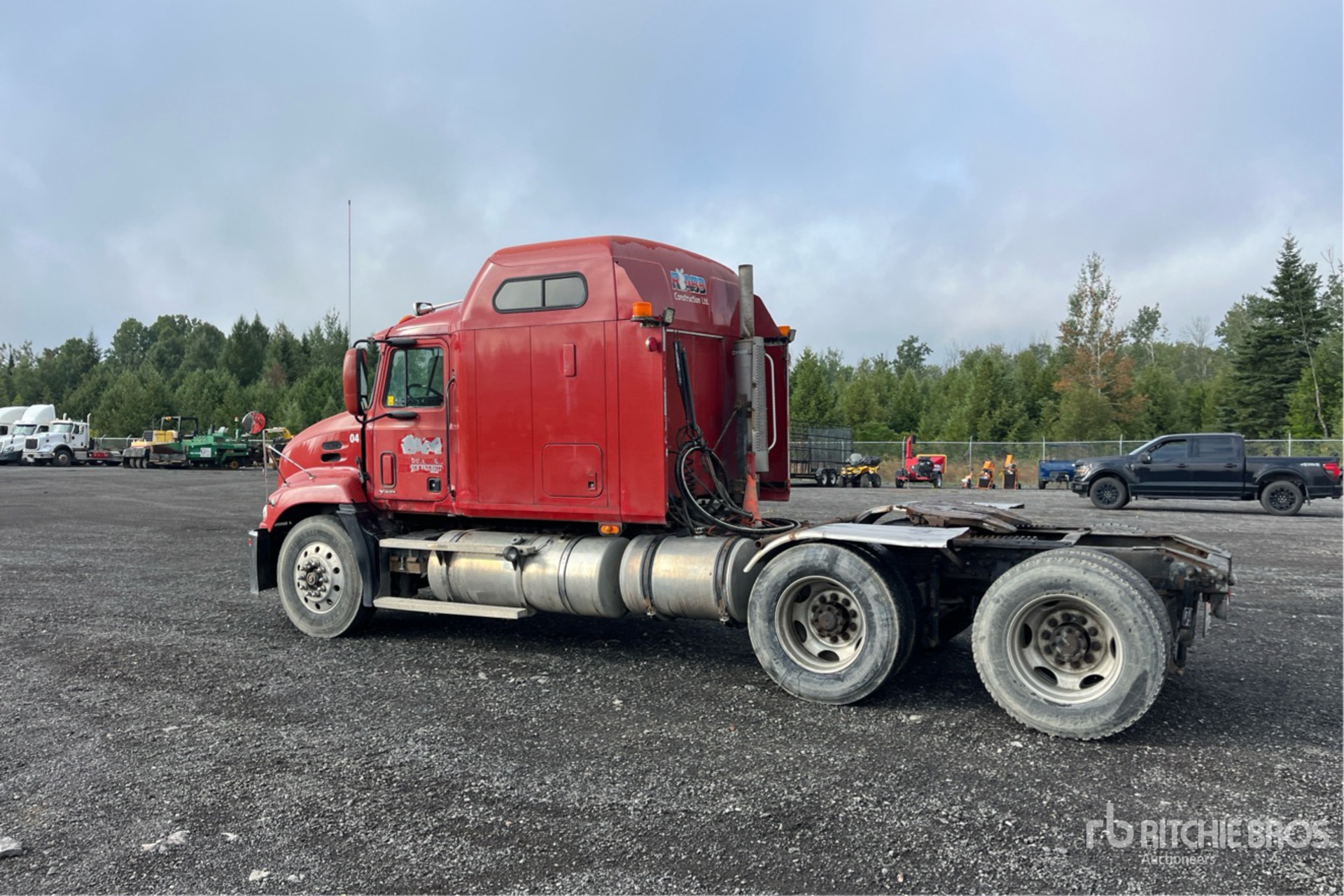 General Appearance with Picture, Left Rear Corner