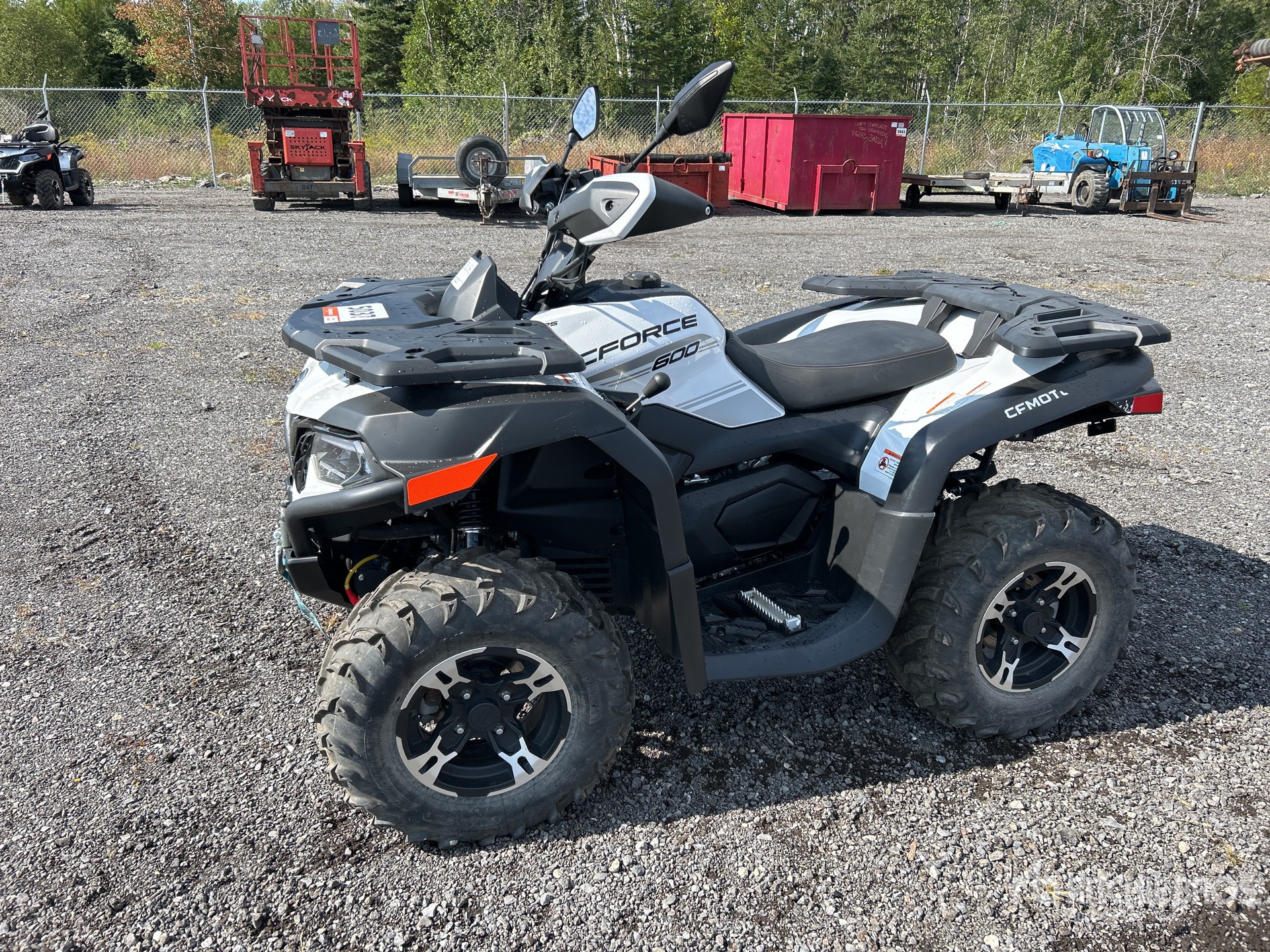 General Appearance with Picture, Left Front Corner