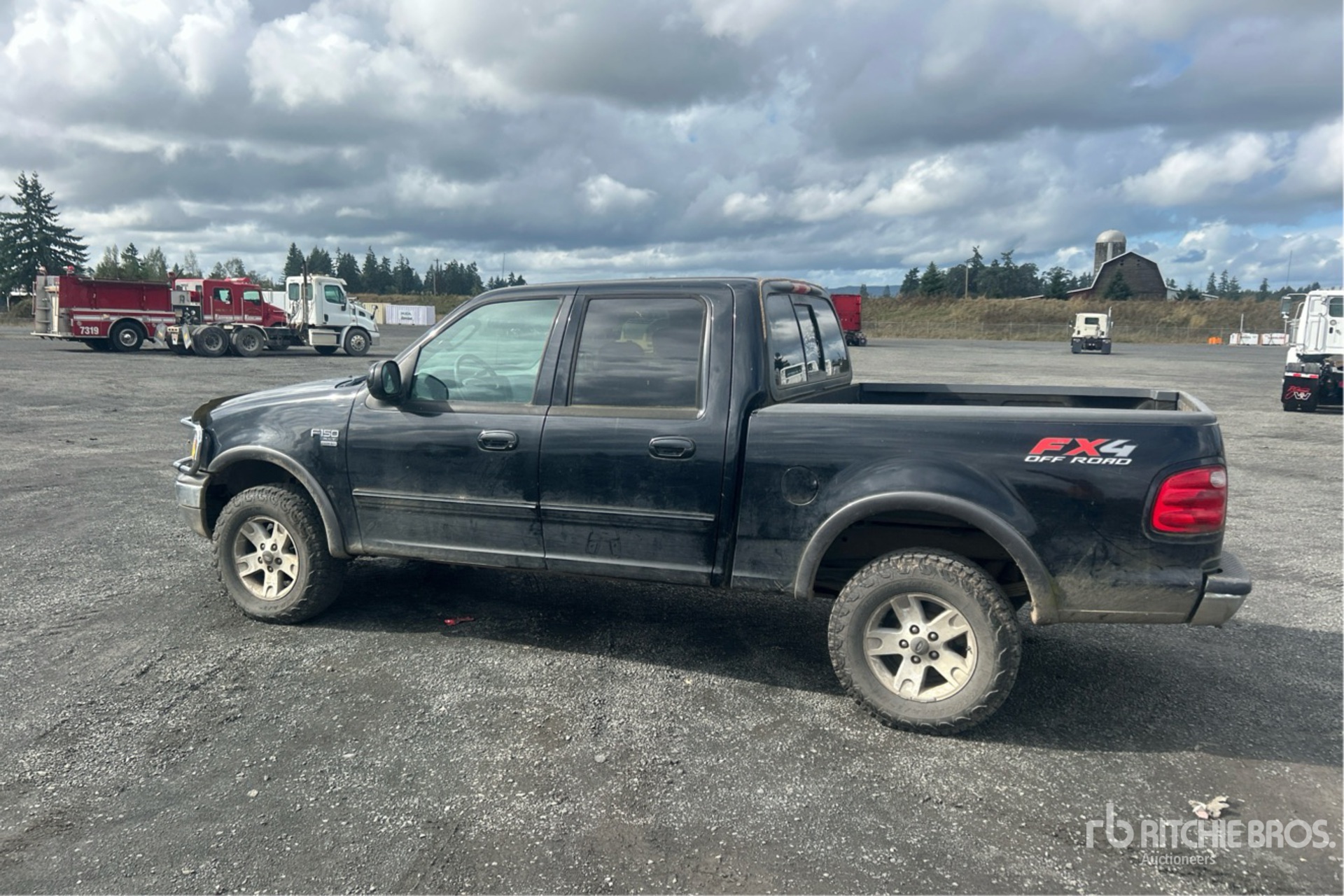 General Appearance with Picture, Left Rear Corner